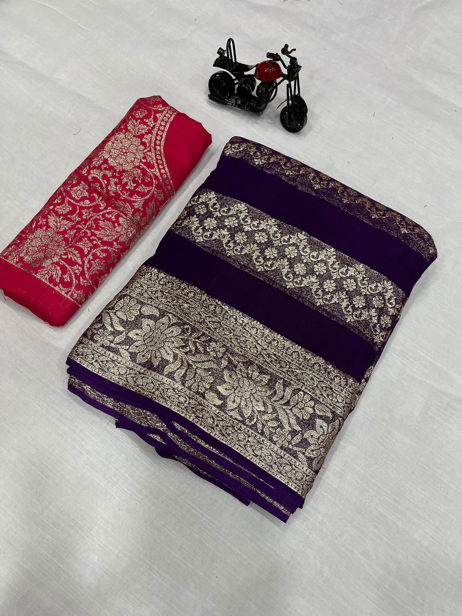 Wow Antic Super Viscos Border Heavy Georgette Sarees Wholesale Shop In Surat
